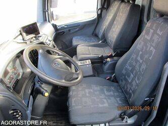 2011-mercedes-benz-1829-1458389-47541650