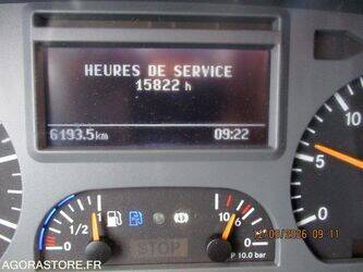 2011-mercedes-benz-1829-1458389-47541652