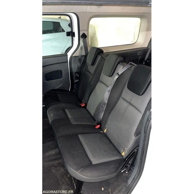 2015 Renault Kangoo-47541769