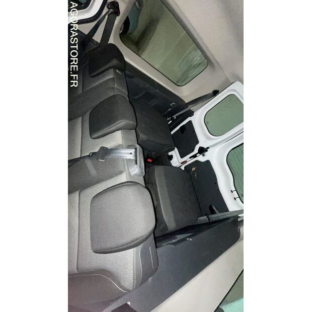 2015 Renault Kangoo-47541770