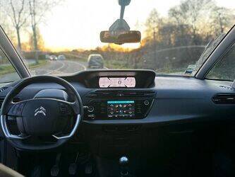 2016-citroen-c4-1458401-47541956