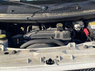 2005-ford-transit-1458407-47542078