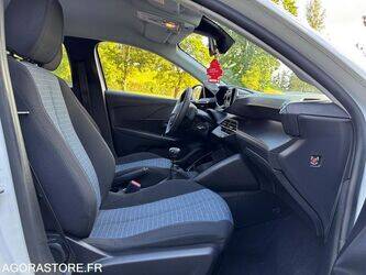2022-peugeot-208-1458413-47542286