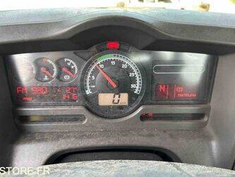 2010-renault-kerax-1458311-47542508