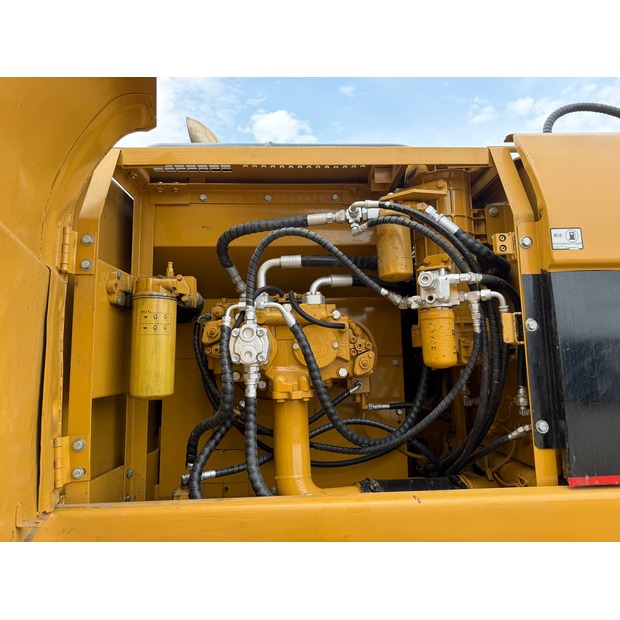 2017 Caterpillar 325CL-47545039