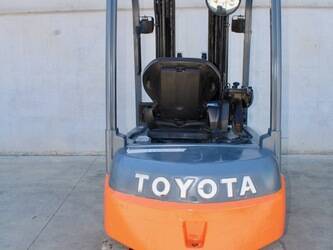2015-toyota-8fbmt16-1443764-47553984