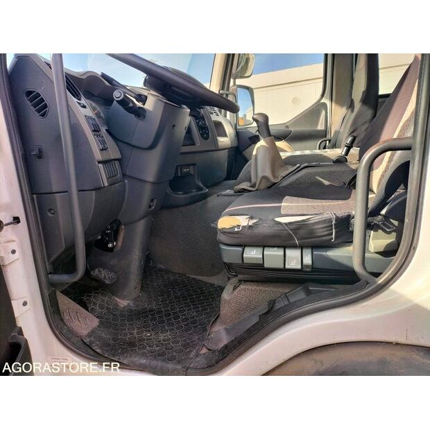 2011 Renault PREMIUM-47558299