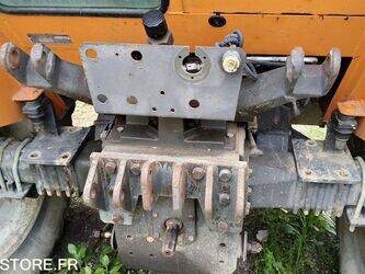 renault-800m-1458682-47558381