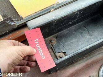 renault-800m-1458682-47558384