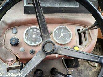 renault-800m-1458682-47558388