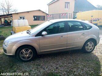 2006-ford-focus-1458684-47558504