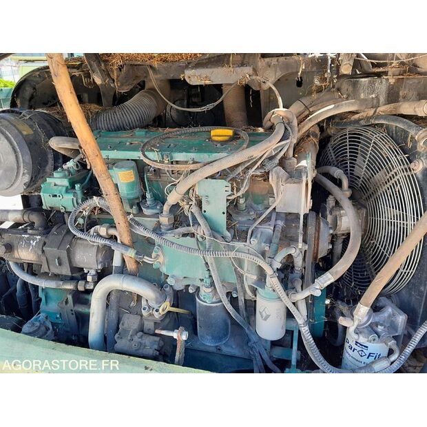 2004 Volvo L40B-47558573