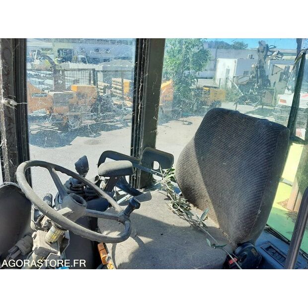 2004 Volvo L40B-47558577