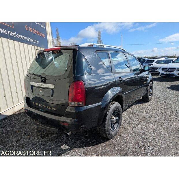 2004 Ssangyong Rexton-47558706