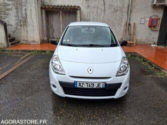 صورة ل سيارات 2010 رينو Clio