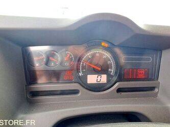 2009-renault-premium-1458694-47558812