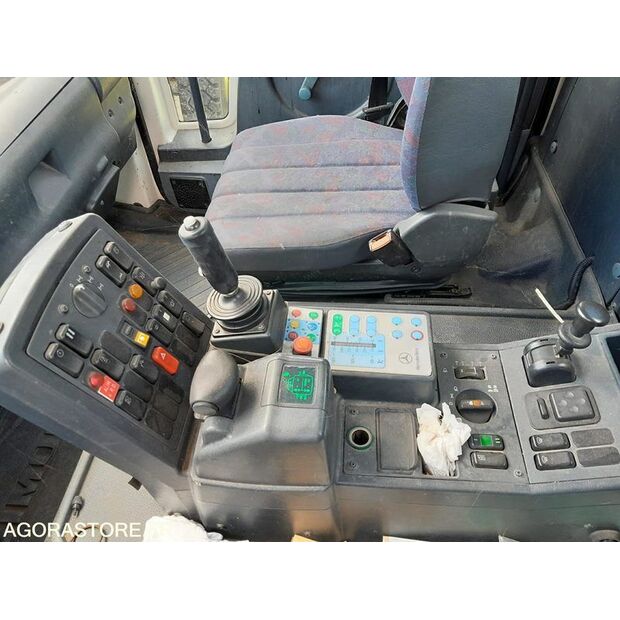 2004 مرسيدس بنز Unimog-47559050