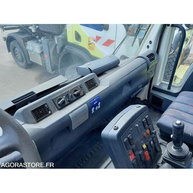2004 مرسيدس بنز Unimog-47559051