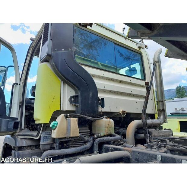 2004 مرسيدس بنز Unimog-47559064