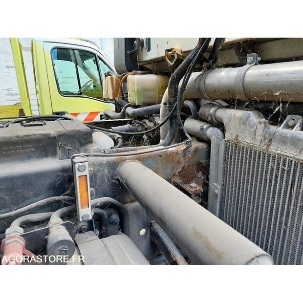 2004 مرسيدس بنز Unimog-47559073