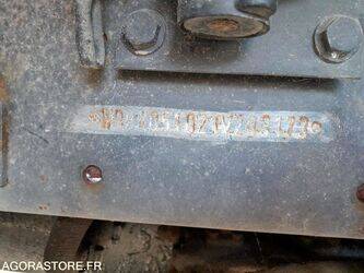 2004-mercedes-benz-unimog-1458704-47559077