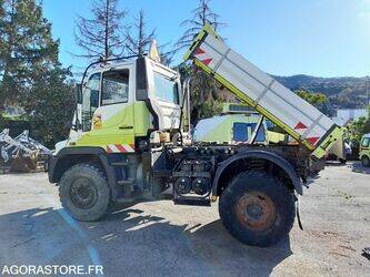 2004-mercedes-benz-unimog-1458704-47559080