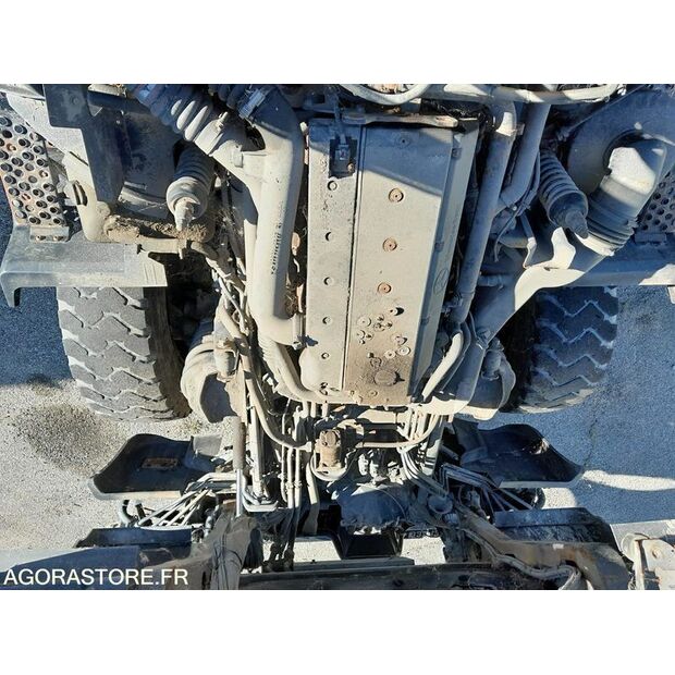 2004 مرسيدس بنز Unimog-47559084