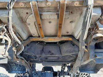 2004-mercedes-benz-unimog-1458704-47559085