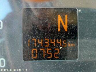2004-mercedes-benz-unimog-1458704-47559087