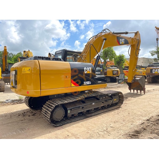 2024 Caterpillar 320D-47561493