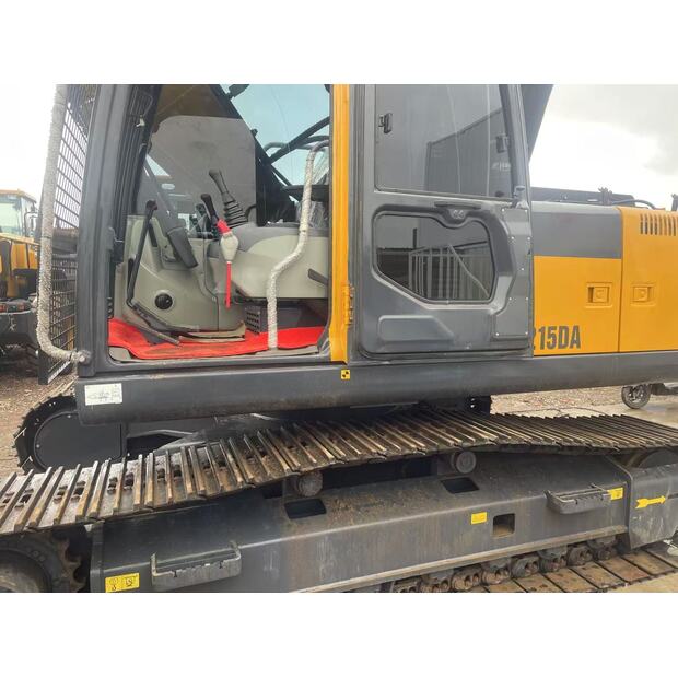 2025 اكس سي ام جي XE215DA-47561602