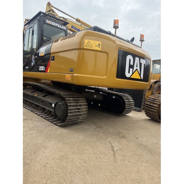 2023 Caterpillar 325DL-47561702