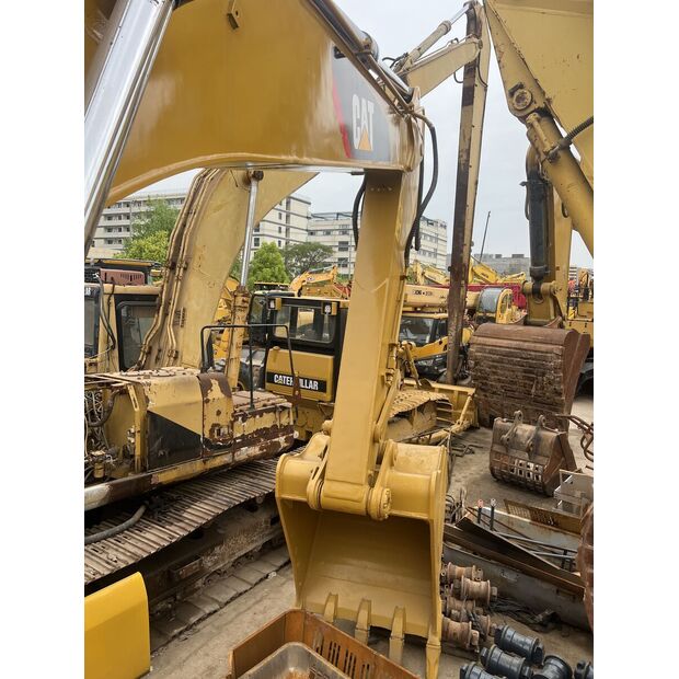 2023 Caterpillar 325DL-47561718