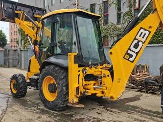 2025-jcb-3cx-1458746-47561809