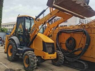 2025-jcb-3cx-1458746-47561813