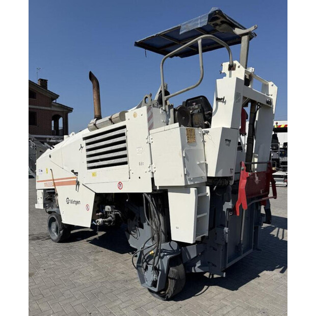 1997 فيرتجين W1000F-47562243