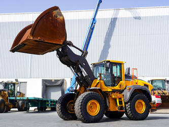 Image for WHEEL LOADERS 2017 Volvo L110H
