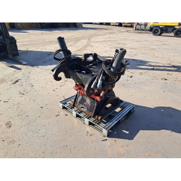 2018 ROTOTILT R4-47562458