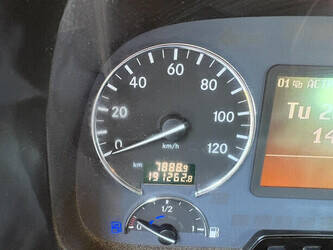 2011-mercedes-benz-actros-1458767-47562604