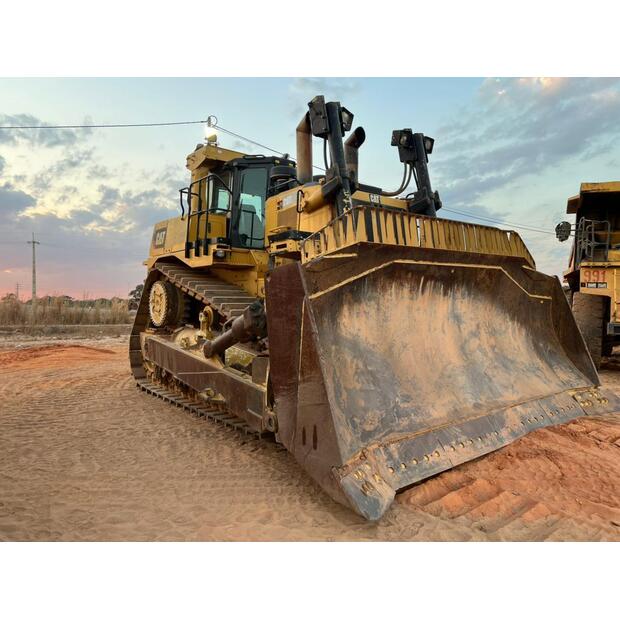 2020 كاتربيلر D10T2-47562676