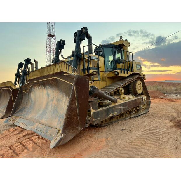 2020 كاتربيلر D10T2-47562677