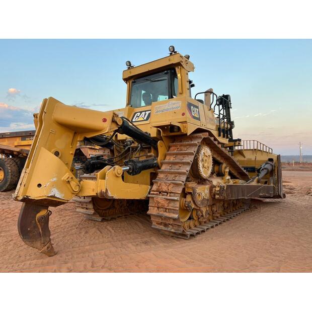 2020 كاتربيلر D10T2-47562678