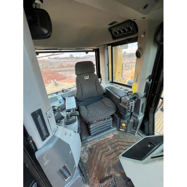 2020 Caterpillar D10T2-47562689