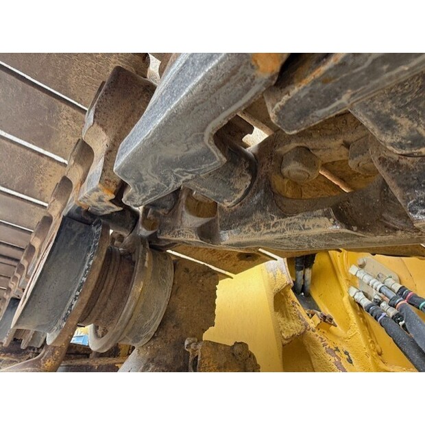2013 Komatsu D61PX-23-47570526