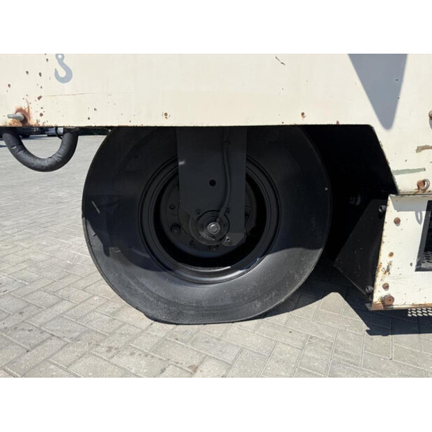 1999 كورينسا CCR 1421-47576470