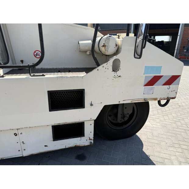 1999 كورينسا CCR 1421-47576493