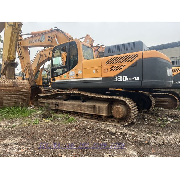 2017 Hyundai 330LC-9S-47577376