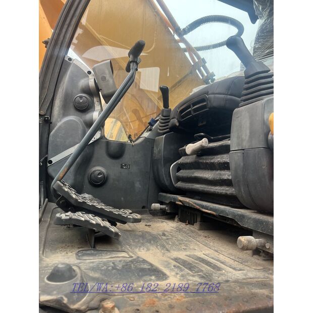 2017 Hyundai 330LC-9S-47577380