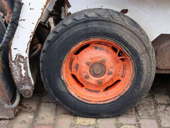 1992-bobcat-443-47579270