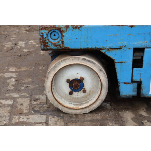 UPRIGHT X26-47579854